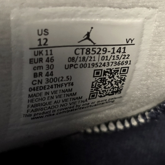 Midnight NAVY AIR JORDAN 6 ( GREAT CONDITION) - Picture 7 of 15